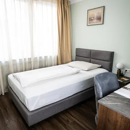 호텔 호텔&레스토랑 크노트 3*