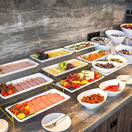 & Restaurant Knote Hotel